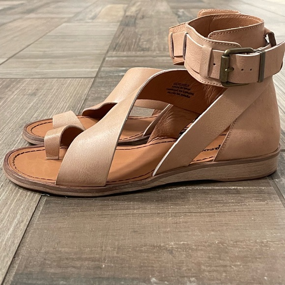 Free people vale boot sandal in makeup - Picture 8 of 9